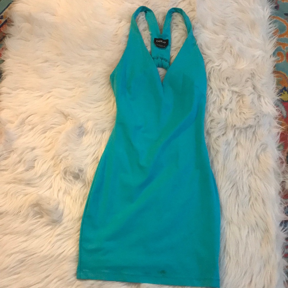 Bright bodycon dress 🌞🧊